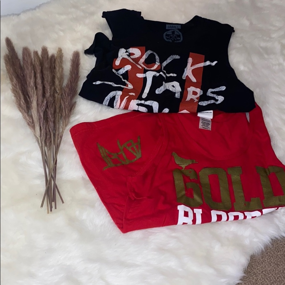 COPY - 2 muscle tees size S